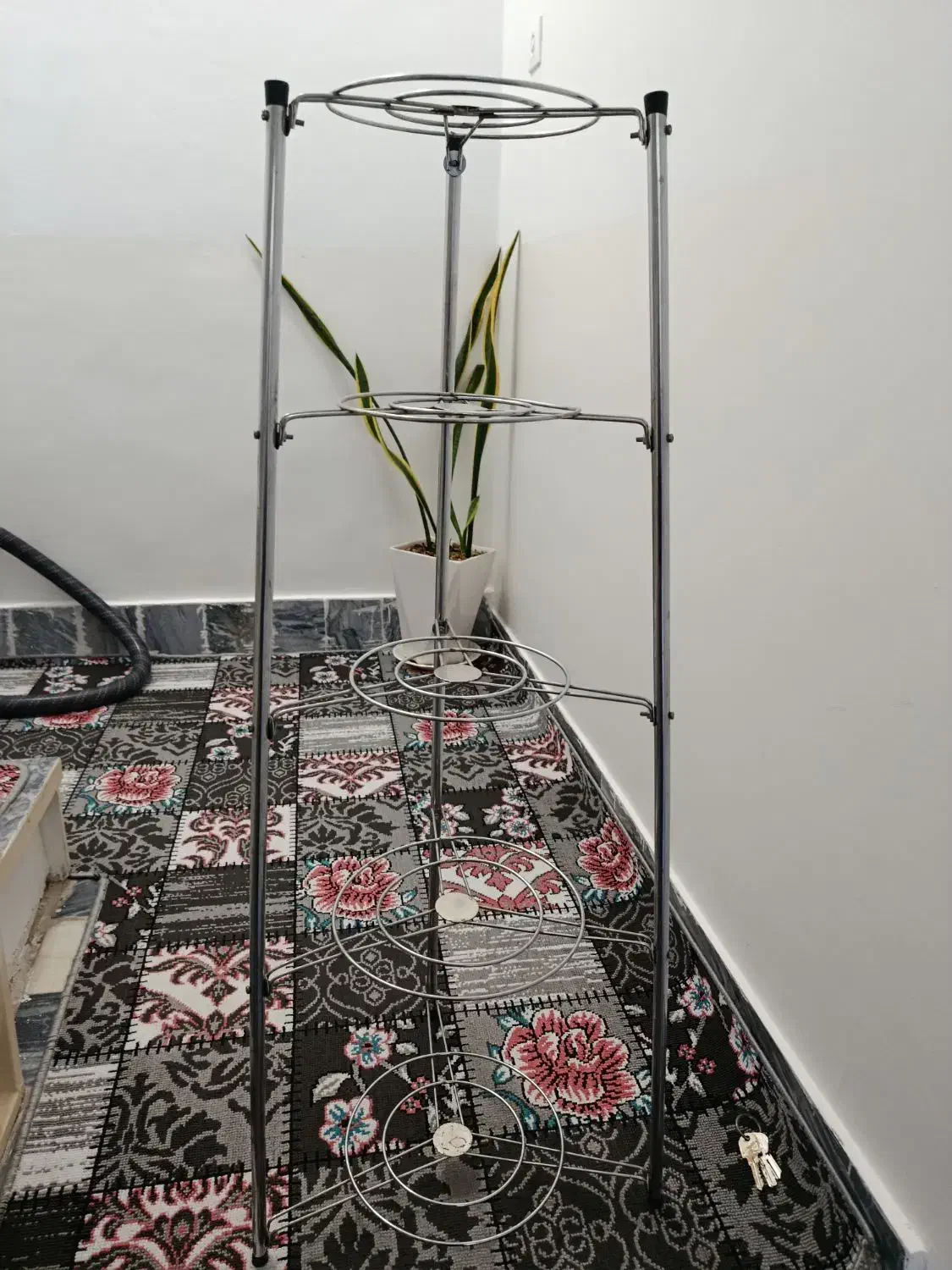 پایه قابلمه|آب‌چکان و نظم‌دهنده ظروف|بروجرد, |دیوار