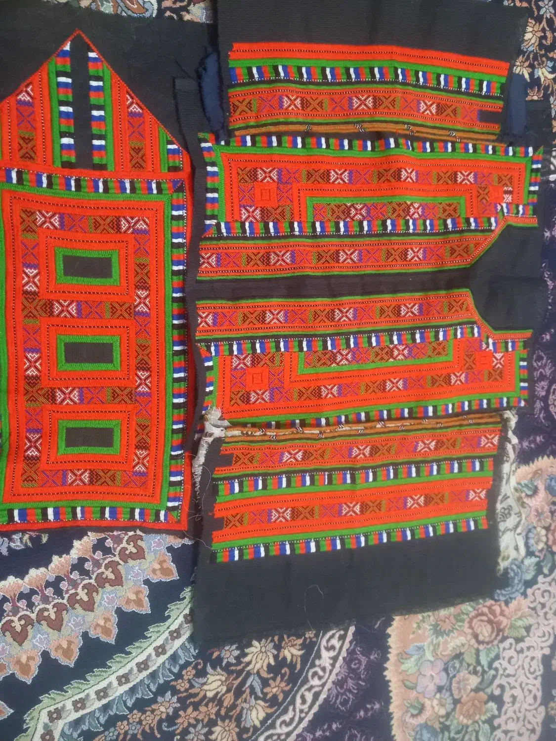 بدن استین درکشوک|لباس|سیب و سوران, |دیوار