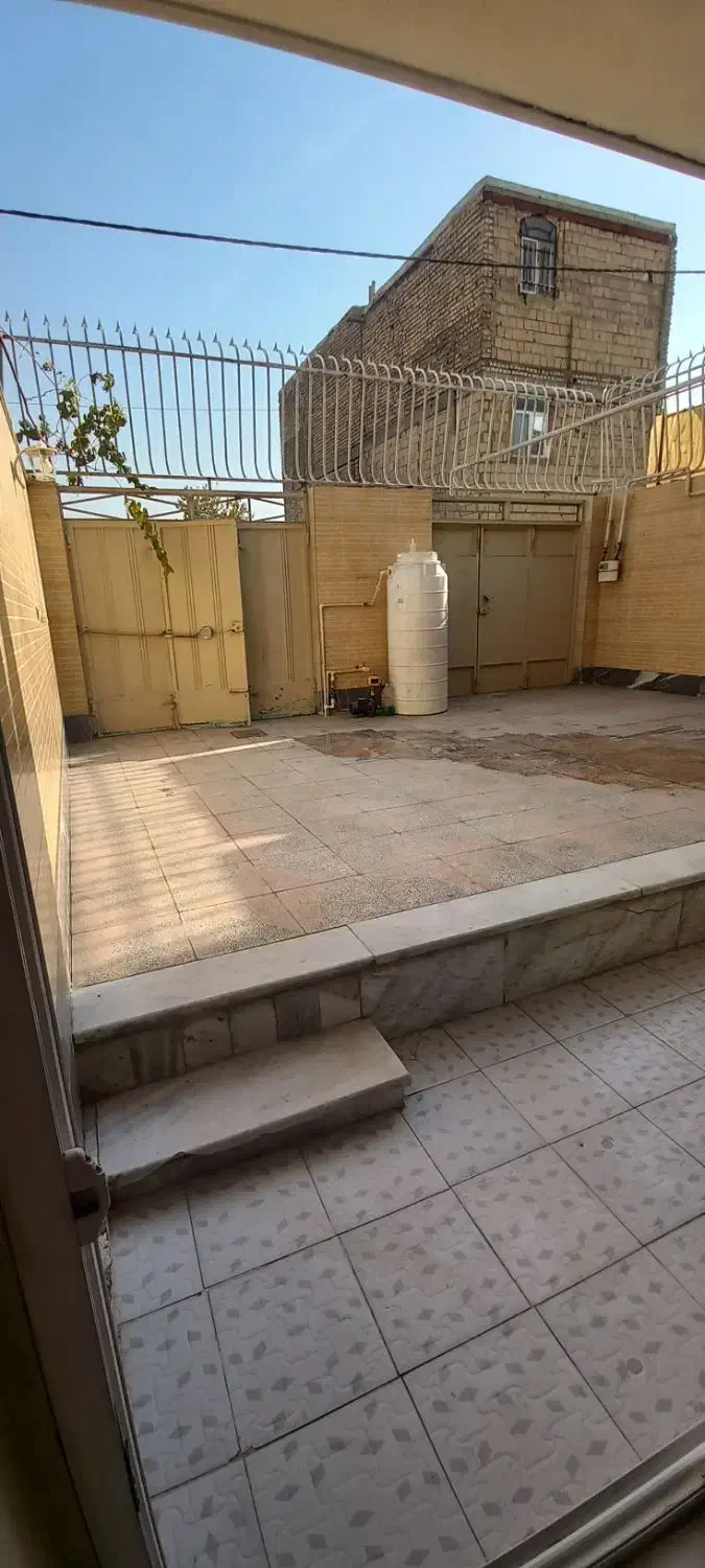 منزل ۱۴۵ متری دوطبقه نقدی ومعاوظه با ماشین|فروش خانه و ویلا|اصفهان, حصه جنوبی|دیوار