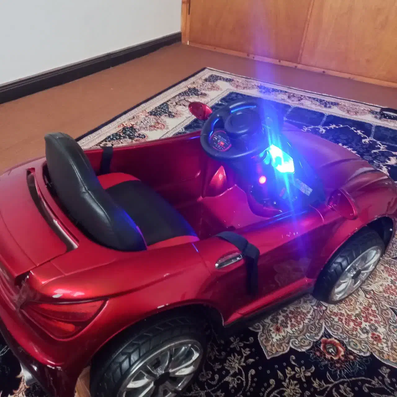 ماشین کنترلی موزیکال در حد|اسباببازی|نوشهر, |دیوار