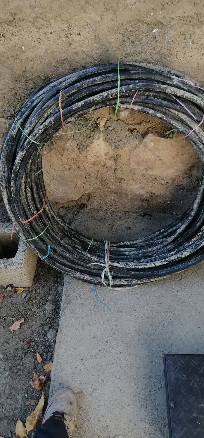 کابل برق|مصالح و تجهیزات ساختمان|سیلوانه, |دیوار