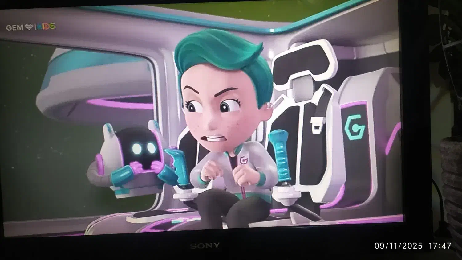 تلویزیون سونی|تلویزیون و پروژکتور|دماوند, گیلاوند|دیوار