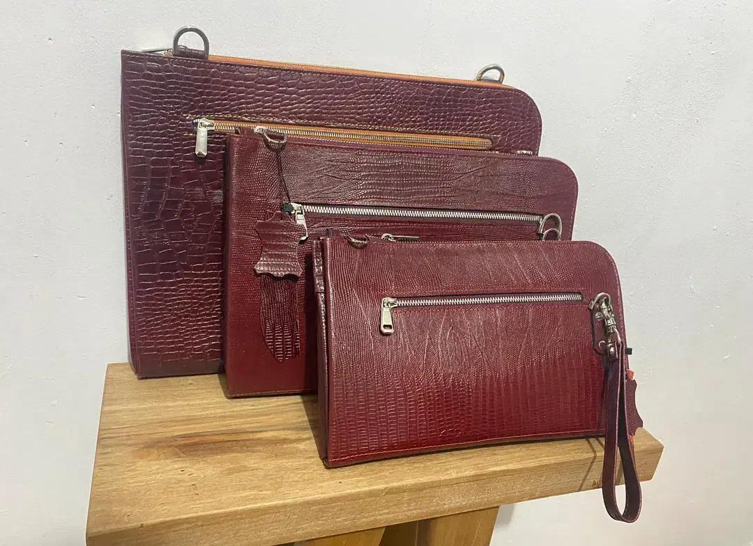 فولدر چرم طبیعی|کیف، کفش، کمربند|باقرشهر, |دیوار