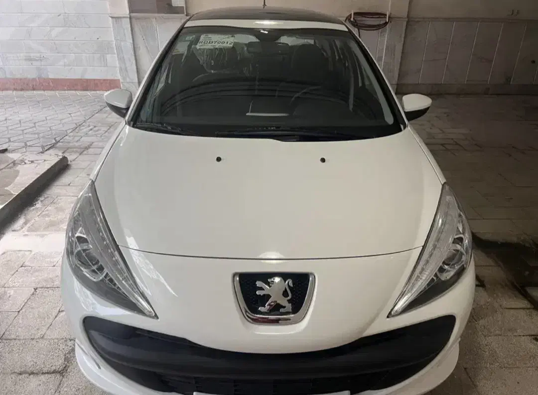 ۲۰۷ پانا مدل۴۰۳ فول صندلی چرم در حد خشک|خودرو سواری و وانت|مشهد, دانشجو|دیوار