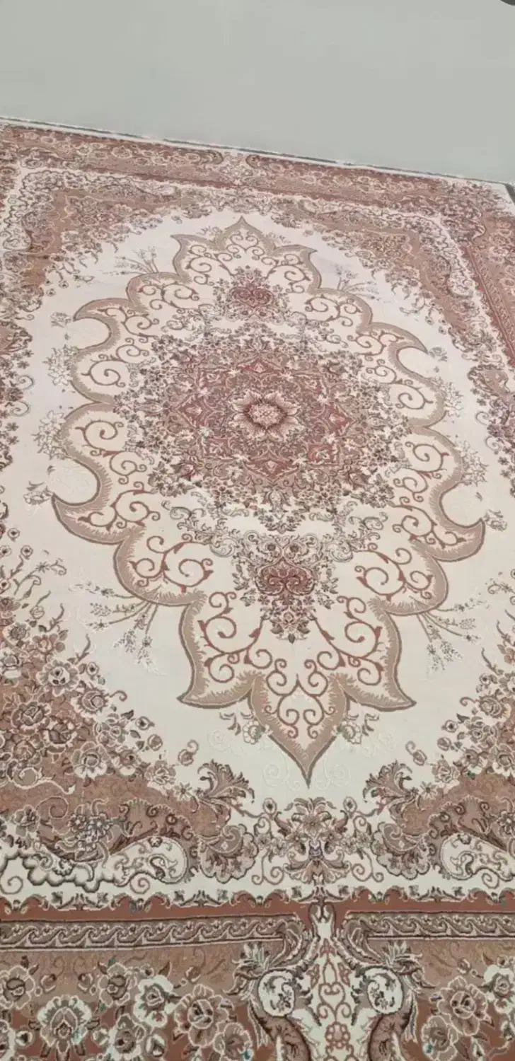 فرش در حد نو|فرش|مشگین شهر, |دیوار