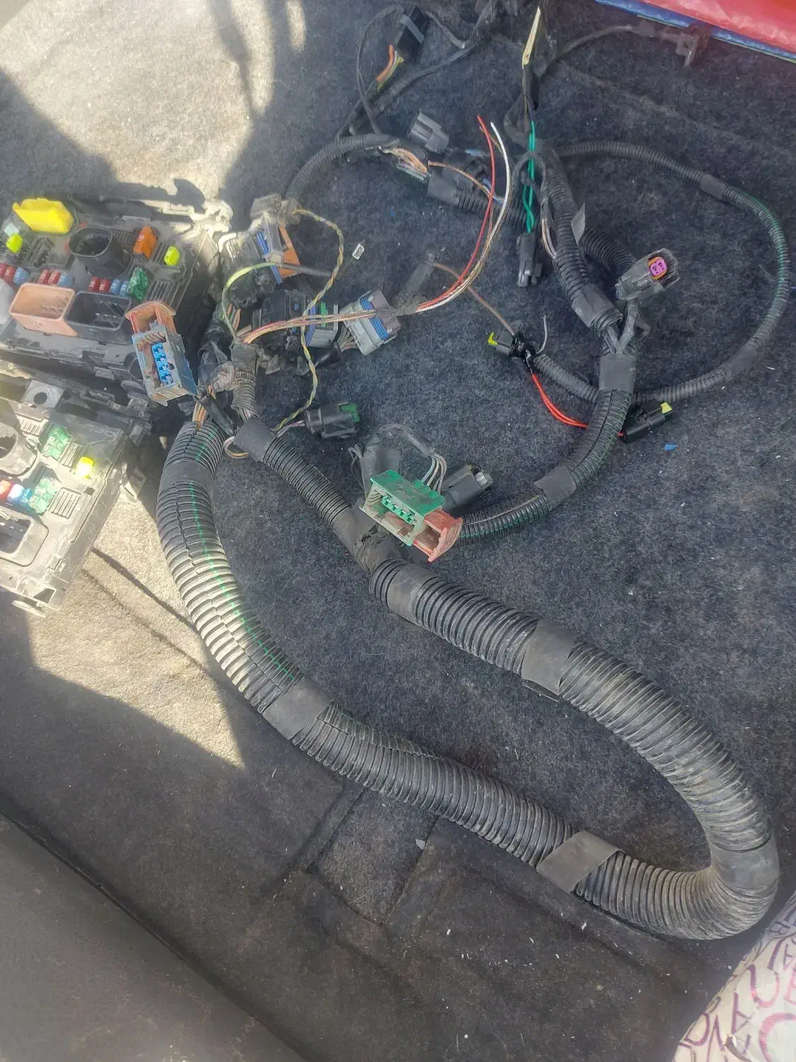 جعبه فیوز پژو سی فایو و سیم کشی موتور پژو ۴۰۷|قطعات یدکی و لوازم جانبی|رباط‌کریم, رباط‌کریم|دیوار