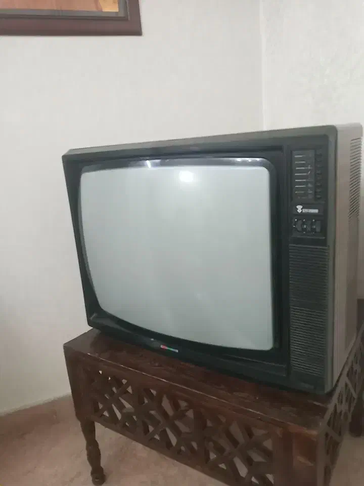 تلویزیون عتیقه قدیمی پارس|تلویزیون و پروژکتور|تهران, امیریه|دیوار
