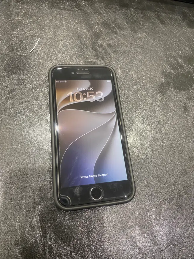 Iphone se 2020|موبایل|ارومیه, |دیوار