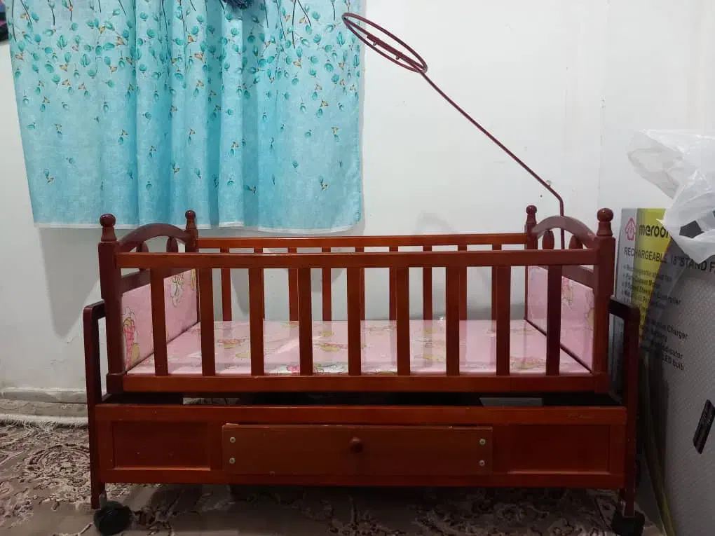 گهواره در حد نو|اسباب و اثاث بچه|درگهان, |دیوار