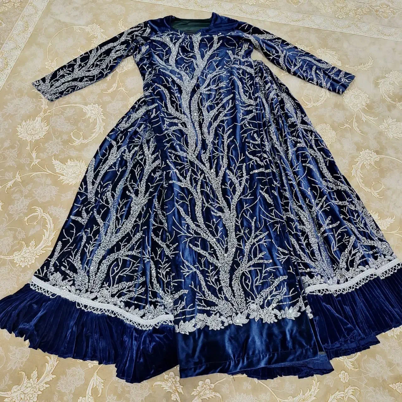 لباس محلی|لباس|یاسوج, |دیوار