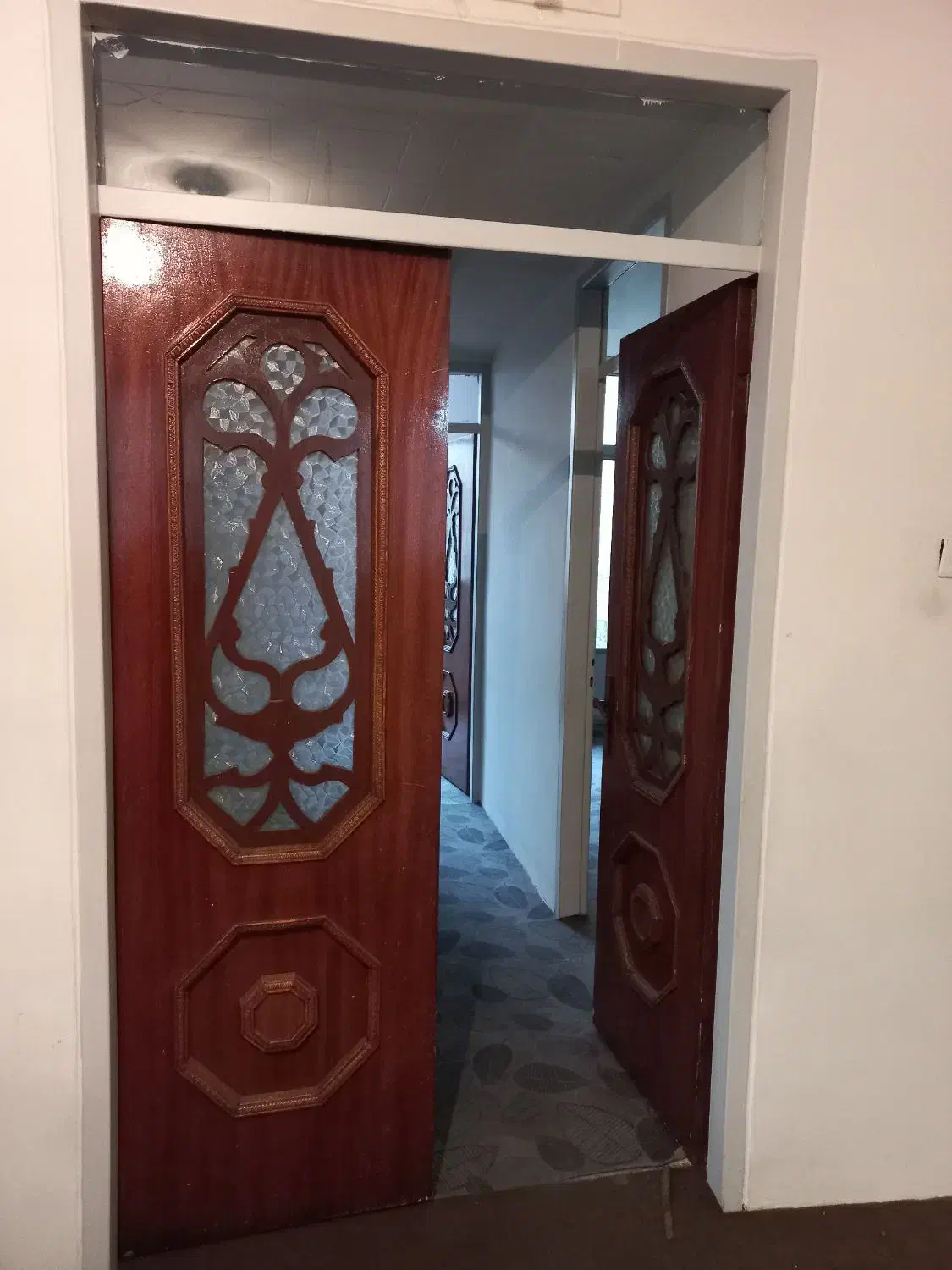 درب چوبی خانه دولنگه قدیمی|مصالح و تجهیزات ساختمان|تهران, منیریه|دیوار