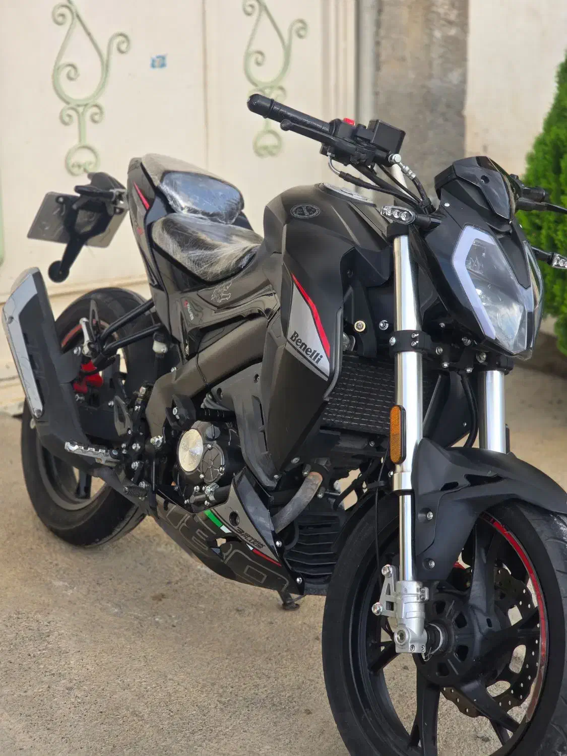 بنلی ۱۸۰ خیلی تمیز|موتورسیکلت|گرگان, |دیوار