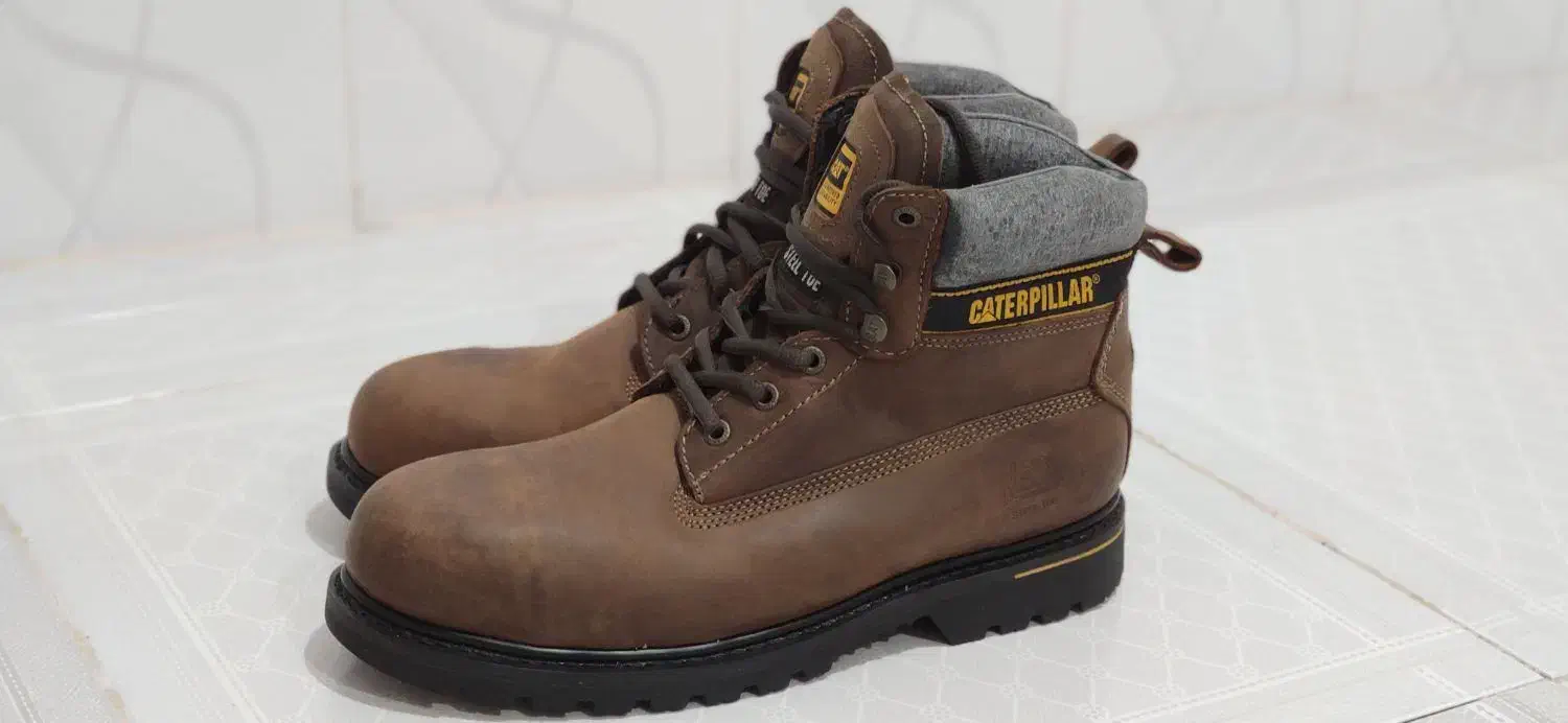 کفش ایمنی کاترپیلار اصل|کیف، کفش، کمربند|خرمآباد, |دیوار