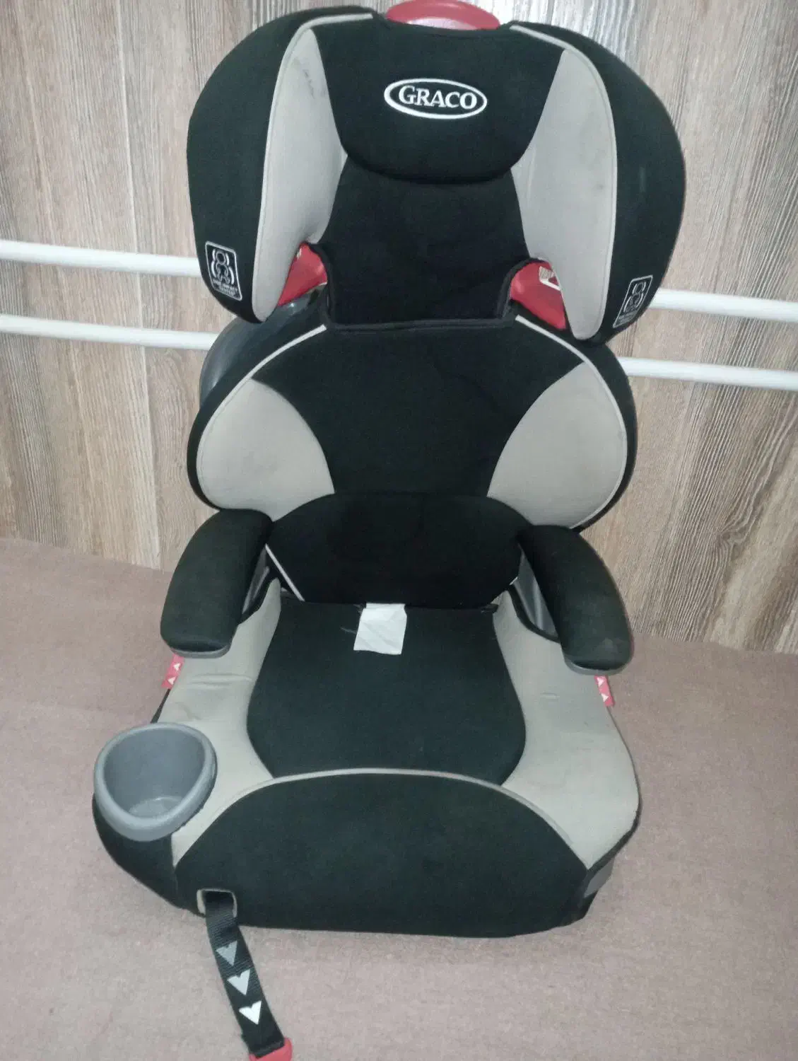 صندلی کودک در حد نو قیمت ۳۰۰هزار تومان|تخت و صندلی بچه|بندر ترکمن, |دیوار