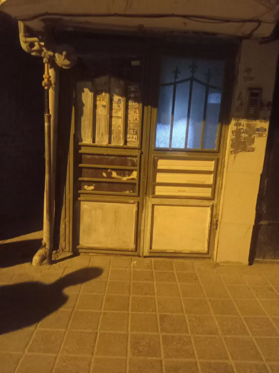 درب پارتمان درب ورودی آپارتمان دولت سنگین محکم|مصالح و تجهیزات ساختمان|مشهد, قائم|دیوار