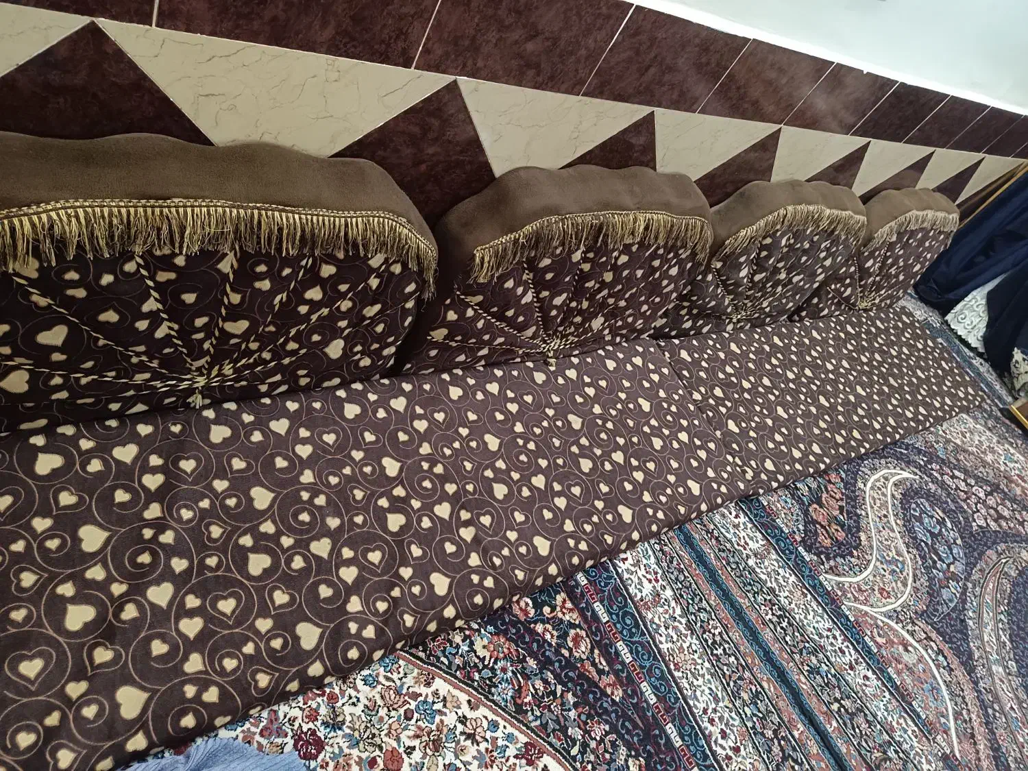 پشتی خلیجی|پشتی|کارون, |دیوار