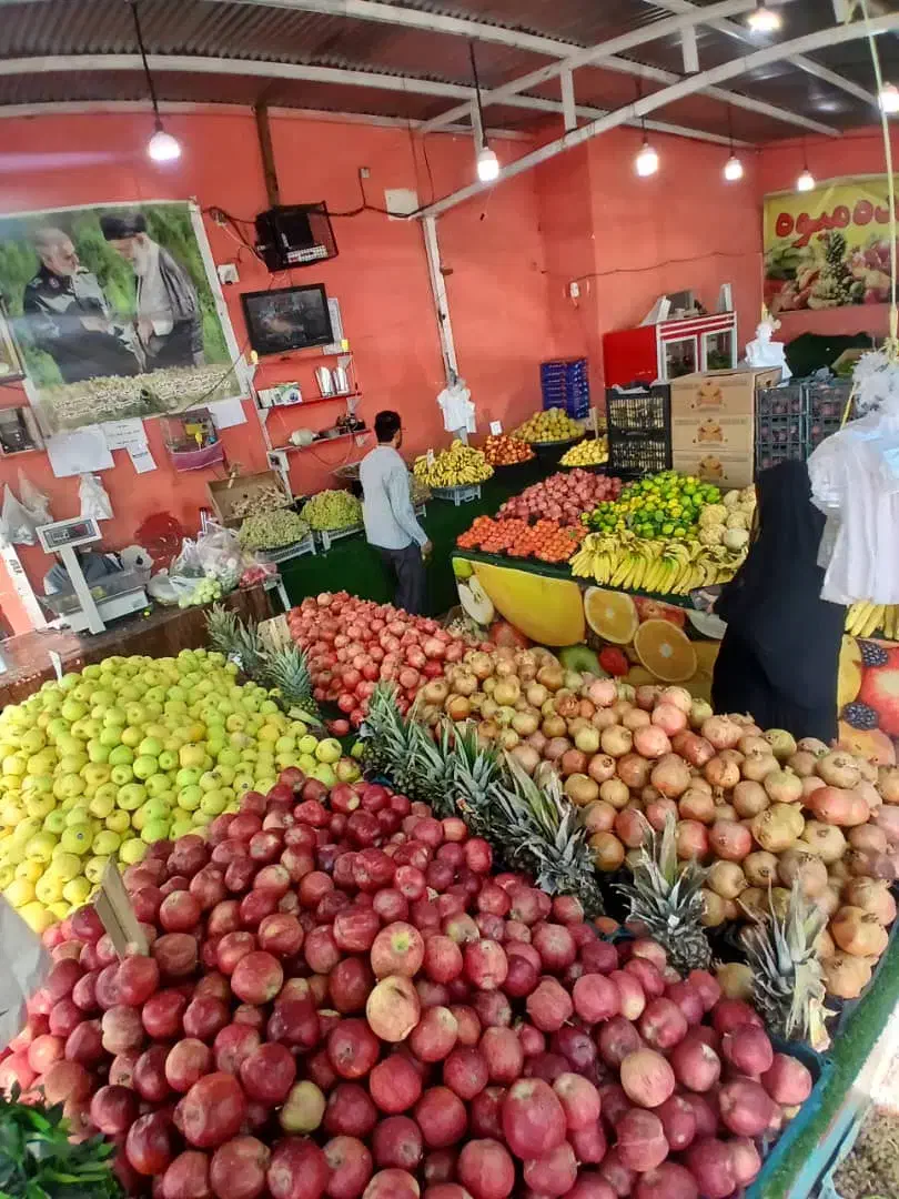 چندتا نیرو جهت کار در میوه فروشی وارد|استخدام بازاریابی و فروش|سیرجان, |دیوار