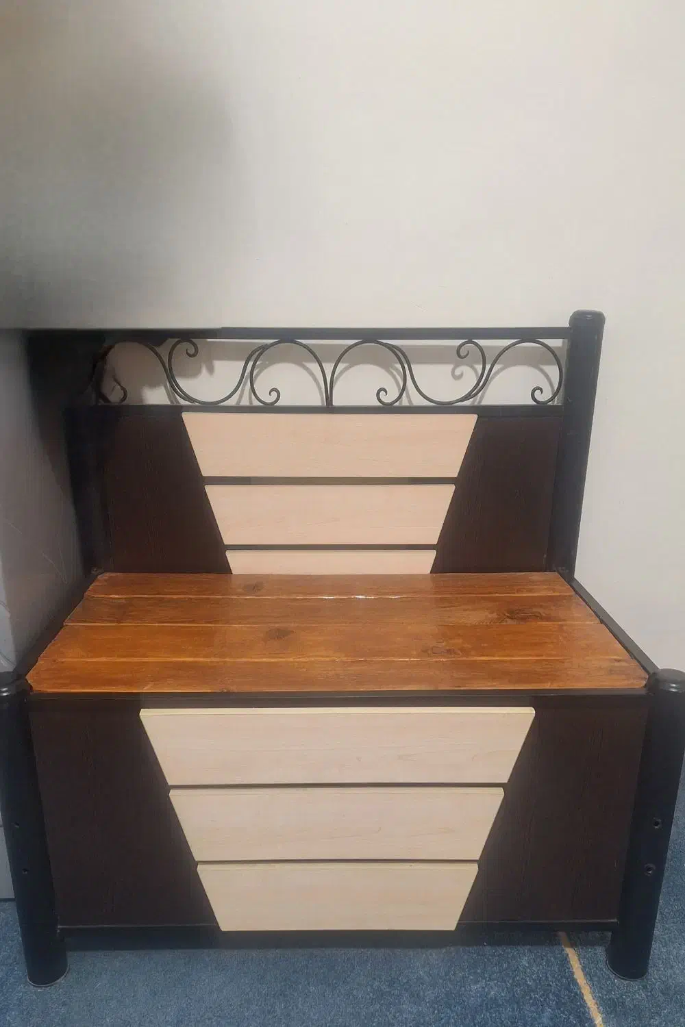 فروشی لطفا الکی مزاحم نشید|صندلی و نیمکت|آبادان, |دیوار