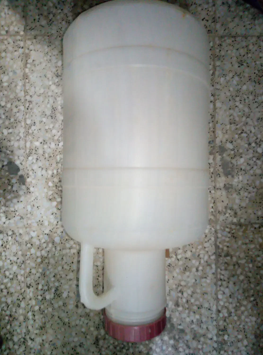 20لیتری|ظروف نگهدارنده، پلاستیکی، یکبارمصرف|اشکذر, |دیوار