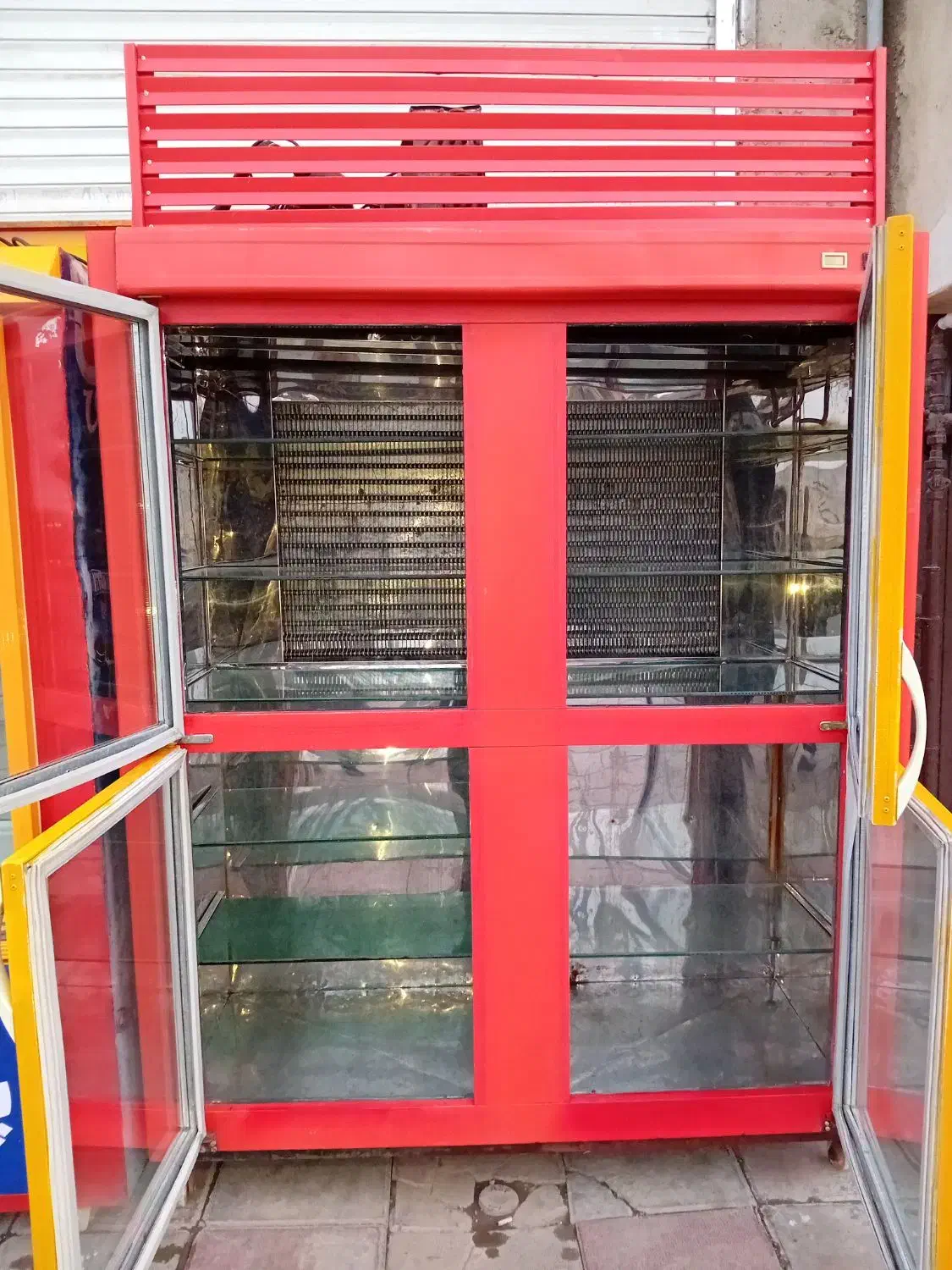 یخچال ایستاده چهار درب پشت بسته یک و نیم متری|فروشگاه و مغازه|رباطکریم, کاظمآباد|دیوار