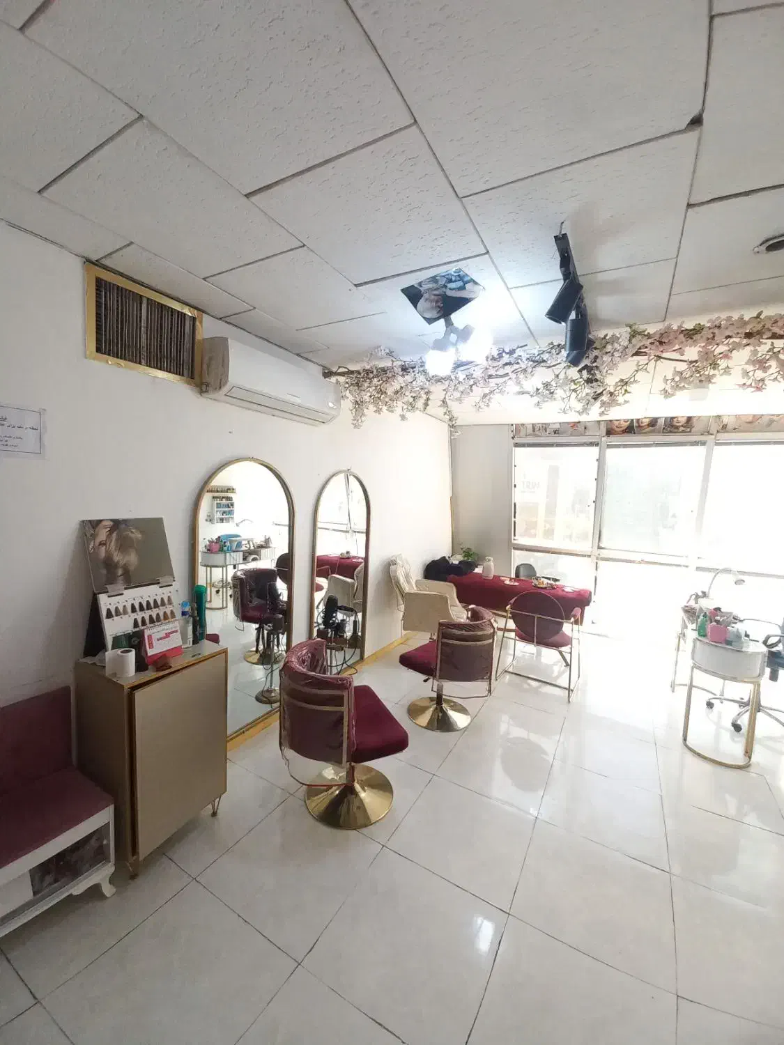 ۳۵متر سند اداری برج گلدیس فلکه دوم صادقیه تخلیه|اجارهٔ دفتر کار، اتاق اداری، مطب|تهران, صادقیه|دیوار