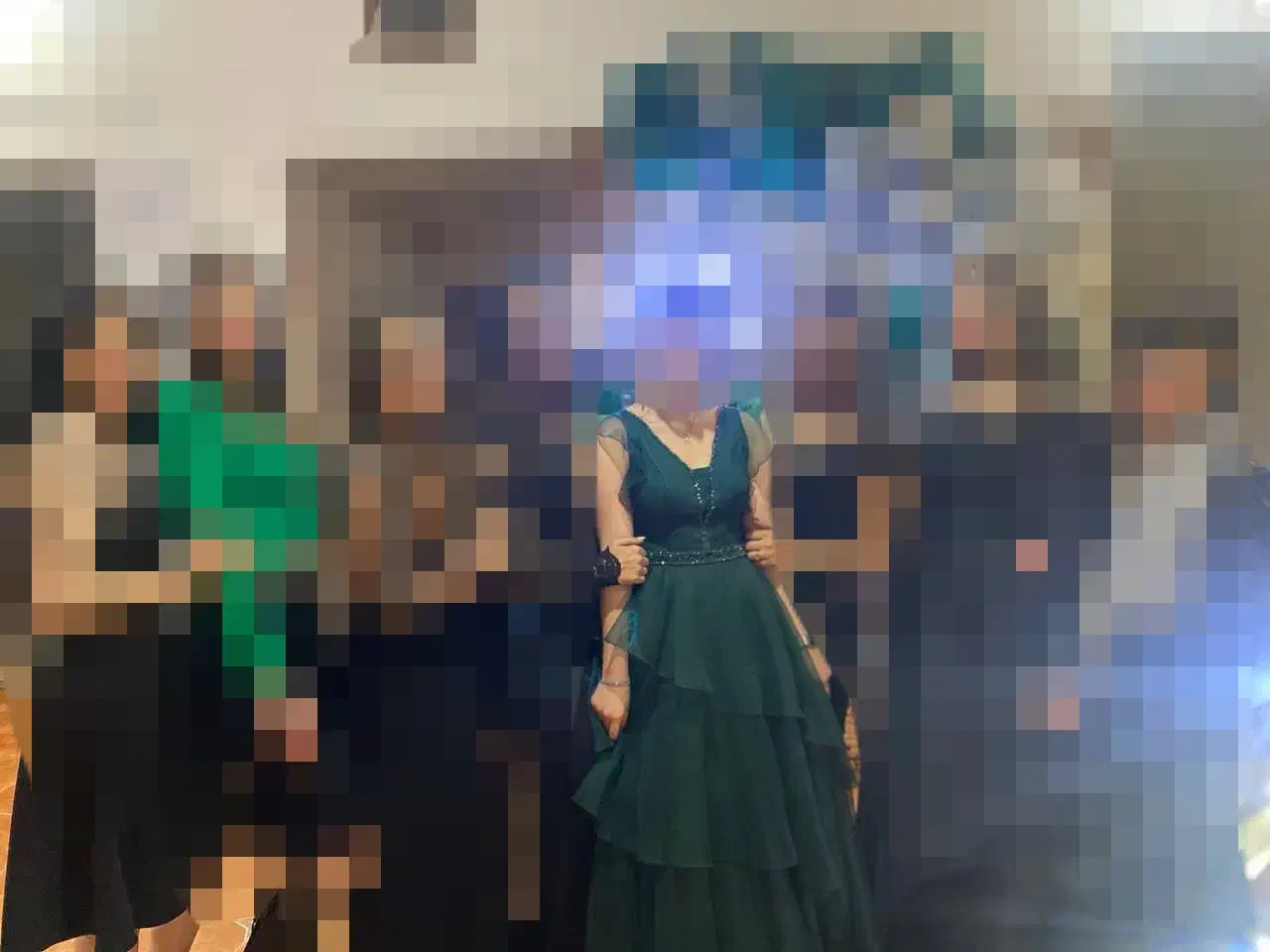 لباس مجلسی|لباس|لشت نشا, |دیوار