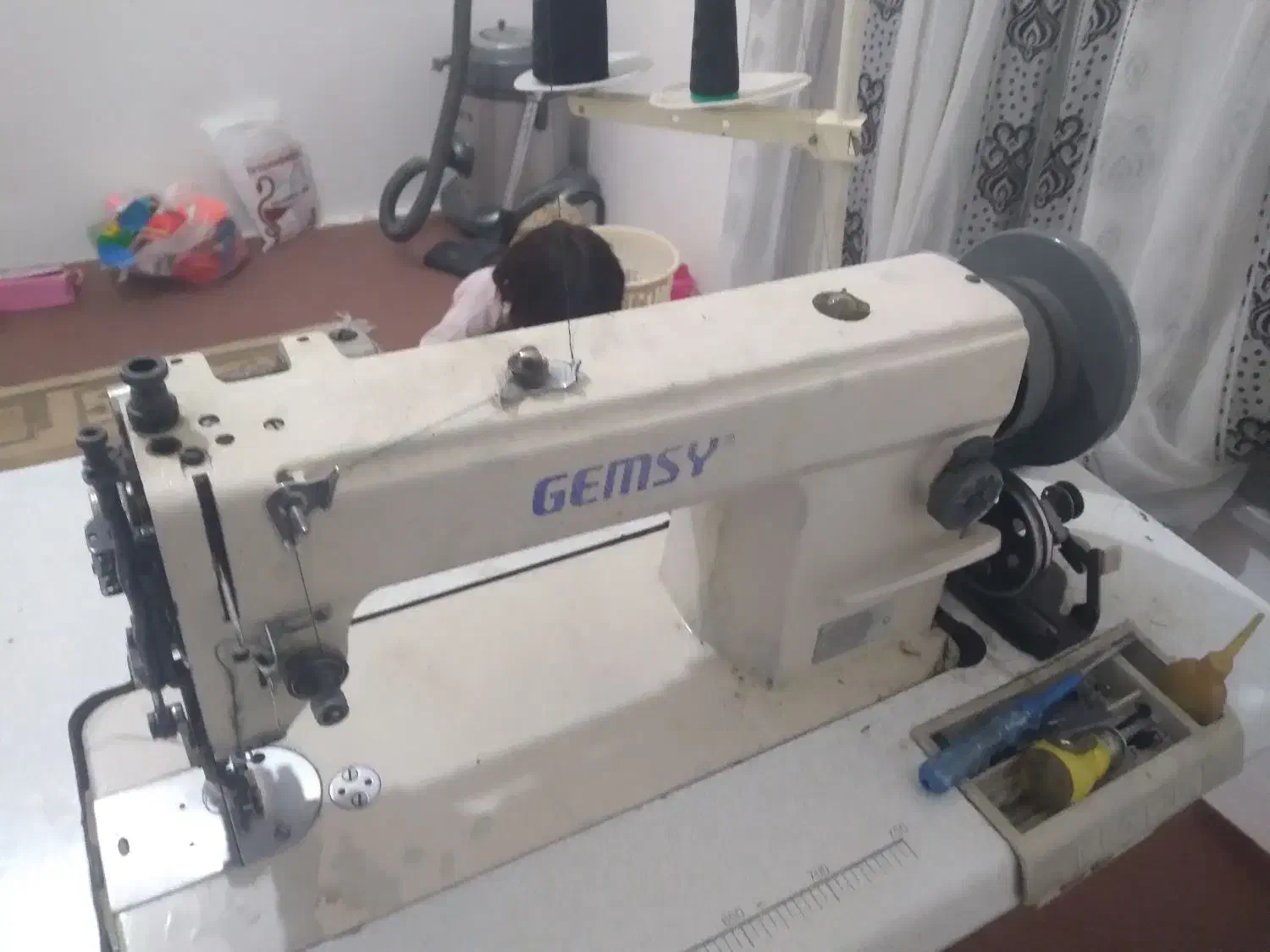 چرخ کیف دوزی|چرخ خیاطی و ریسندگی|مشهد, کارده|دیوار