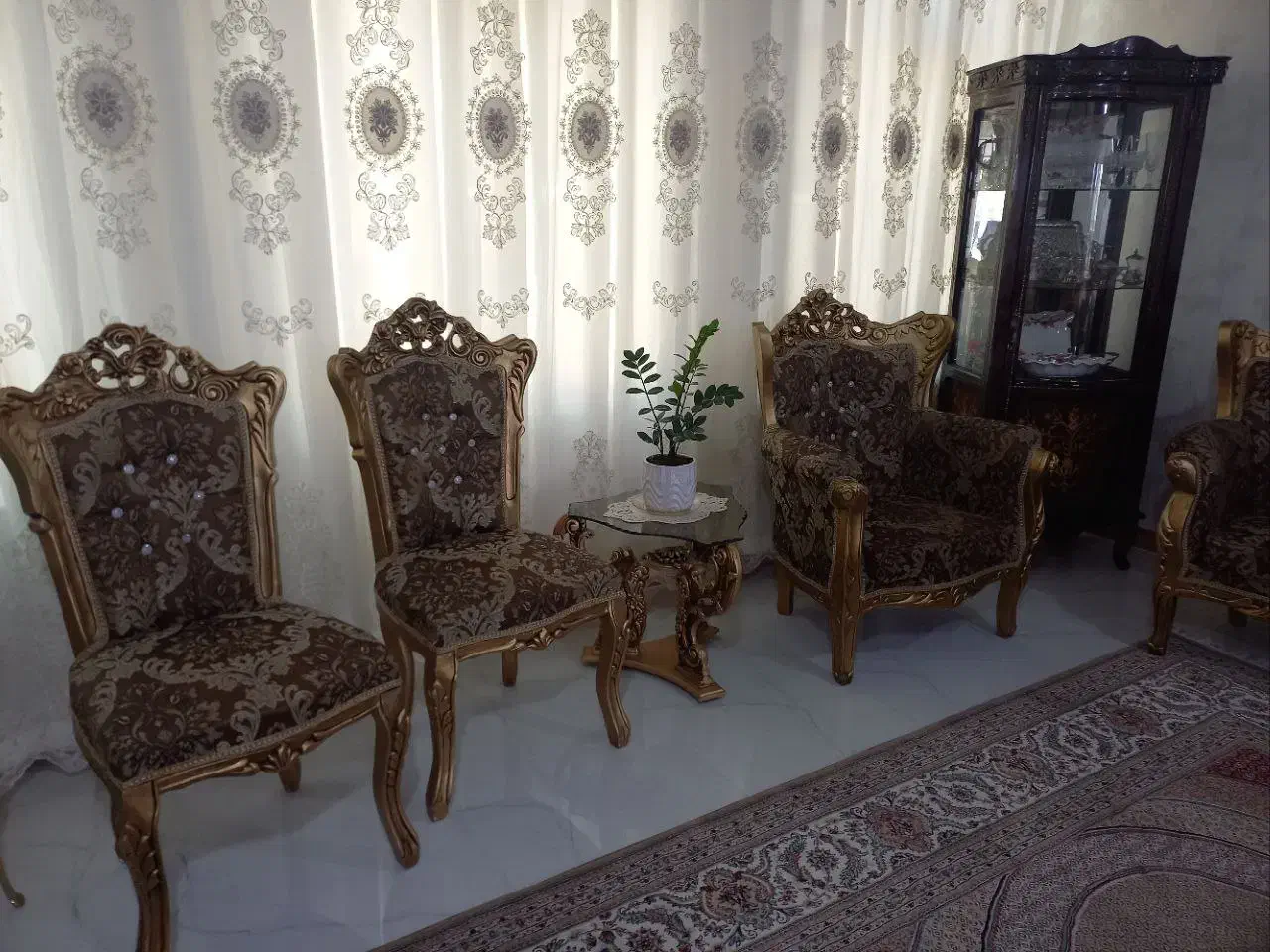مبل سلطنتی|مبلمان خانگی و میز عسلی|هیر, |دیوار