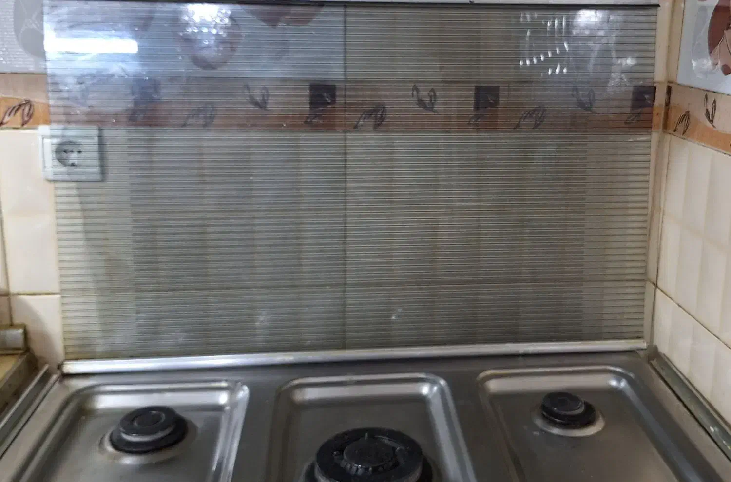 گاز تمیز  در حد نو|اجاق گاز و لوازم برقی پخت‌وپز|گرگان, |دیوار