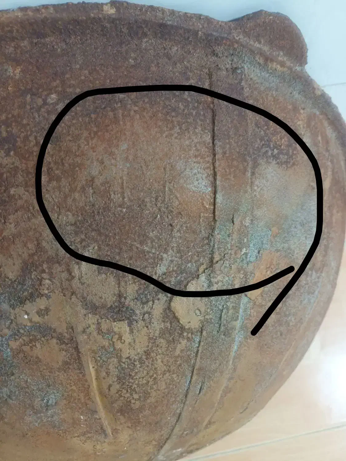 دیگ چدن روسی ۵۰ سانتی کاملا سالم|ظروف پختوپز|قائن, |دیوار