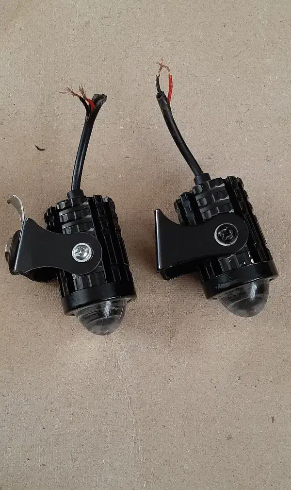 چراغ لنز دار پرژکتوری|لامپ و چراغ|بروجرد, |دیوار