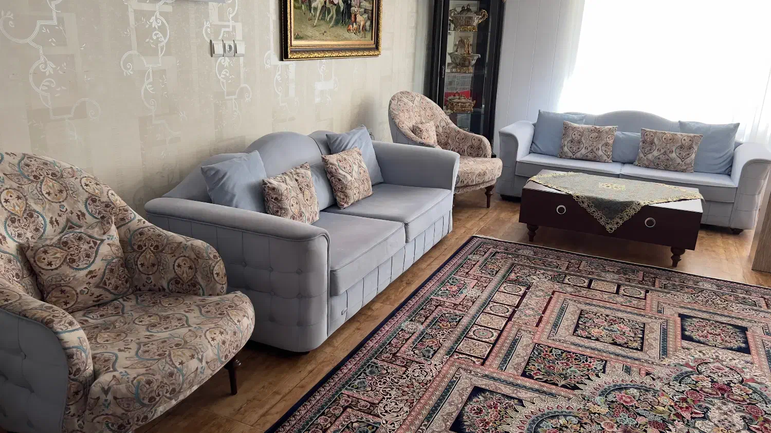 مبلمان هشت نفره|مبلمان خانگی و میز عسلی|شاهینشهر, شهرک میلاد|دیوار