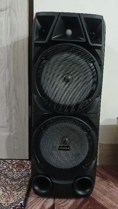 اسپیکر|پخش‌کننده همراه|خوی, |دیوار