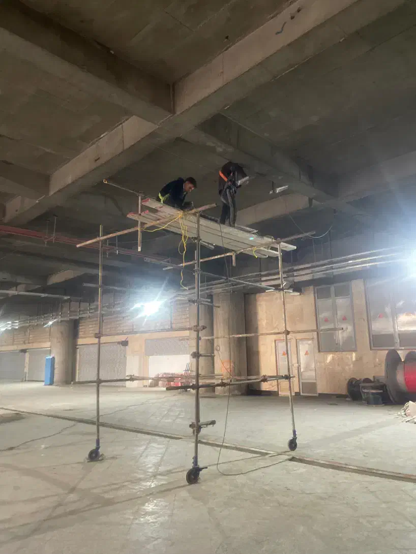 نیازمند لوله کشی فولادی برق و سیم کشی در مشهد|خدمات پیشه و مهارت|مشهد, شهید هاشمی نژاد|دیوار