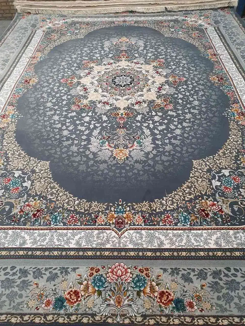 700 شانه/نخ آکرولیک/12متری/ارسال خوی|فرش|خوی, |دیوار