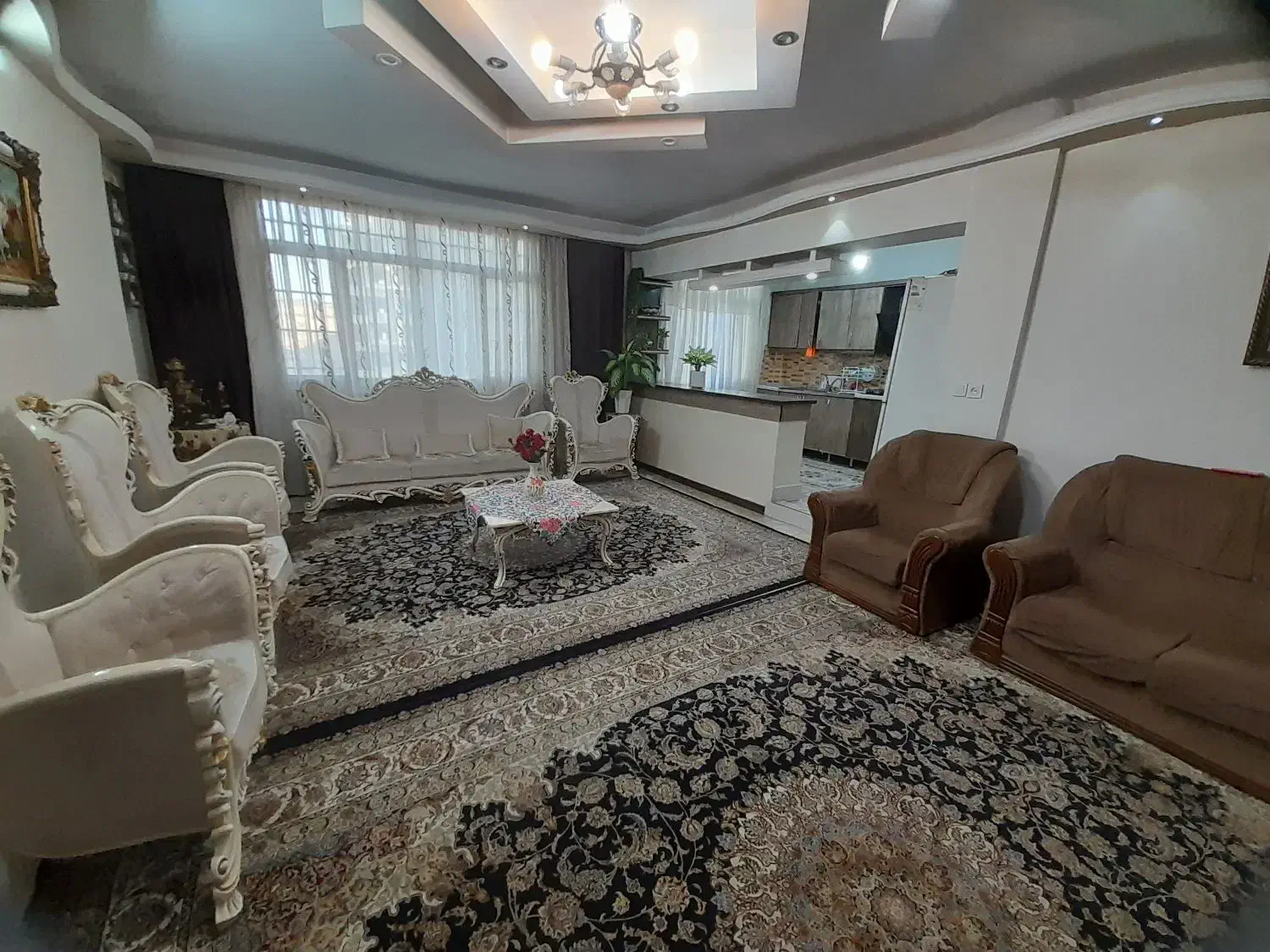 آپارتمان ۱۳۰ متری ۳ خواب شیک|فروش آپارتمان|مشهد, هنرور|دیوار