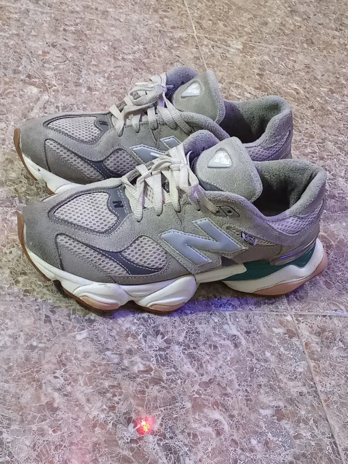 کفش اورجینال|کیف، کفش، کمربند|عجب شیر, |دیوار