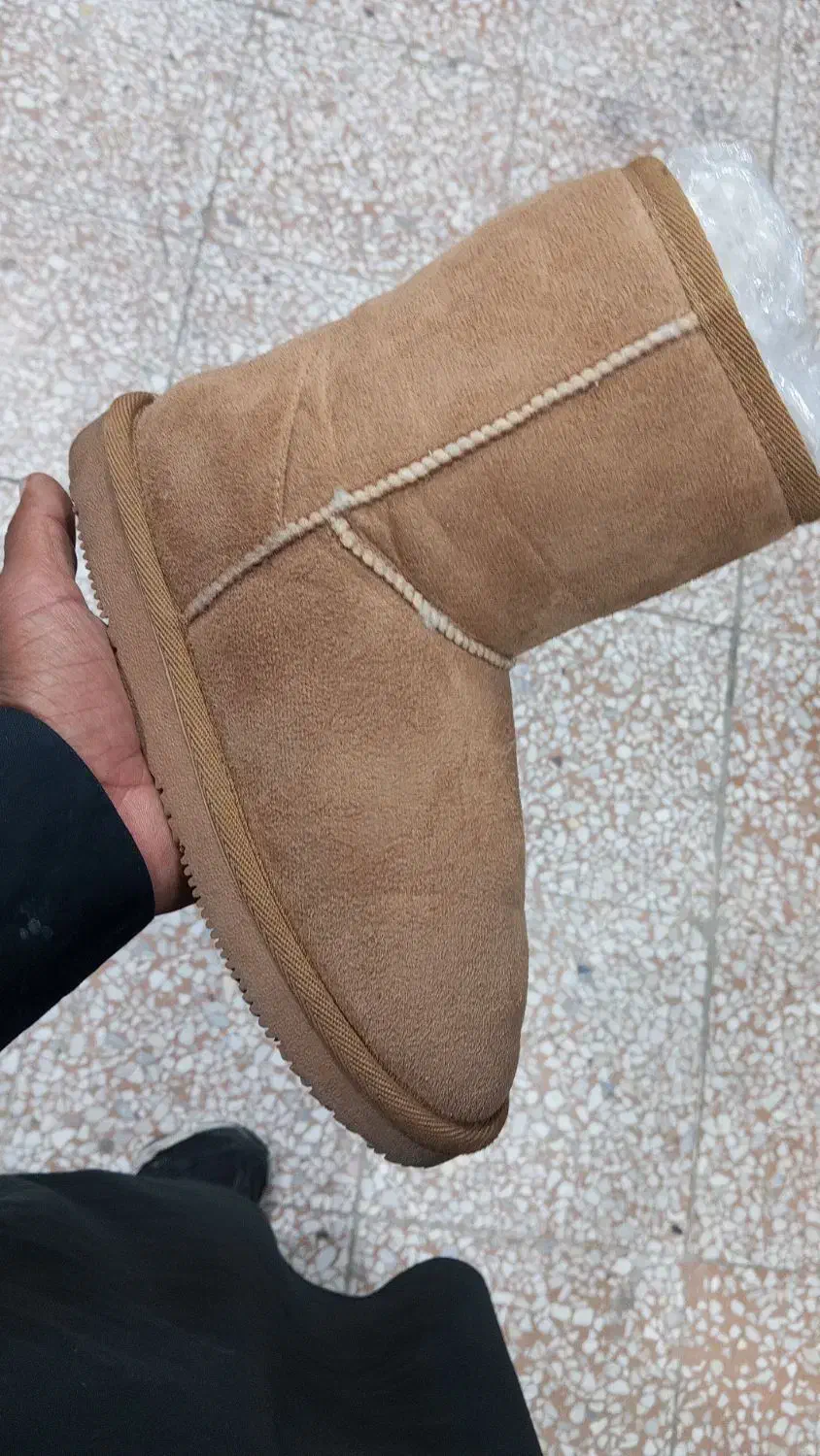 بوت زنانه|کیف، کفش، کمربند|شیراز, زرهی|دیوار