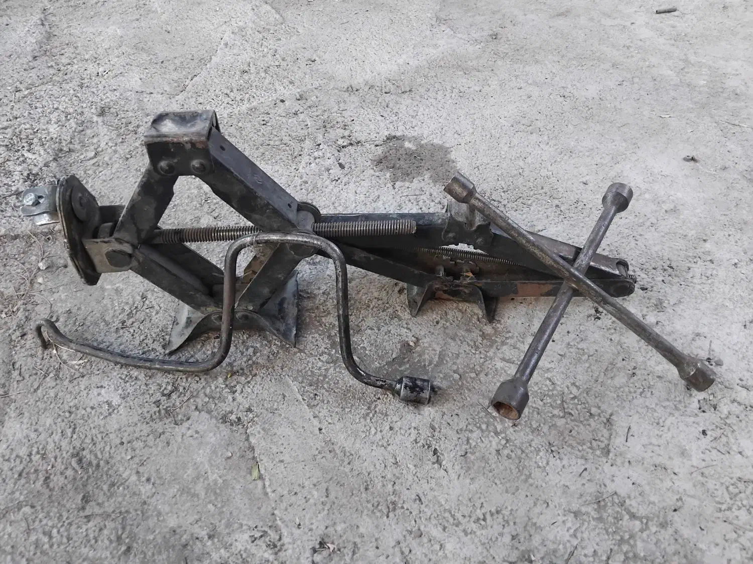 لوازم خودرو|قطعات یدکی و لوازم جانبی|مشهد, مصطفی خمینی|دیوار