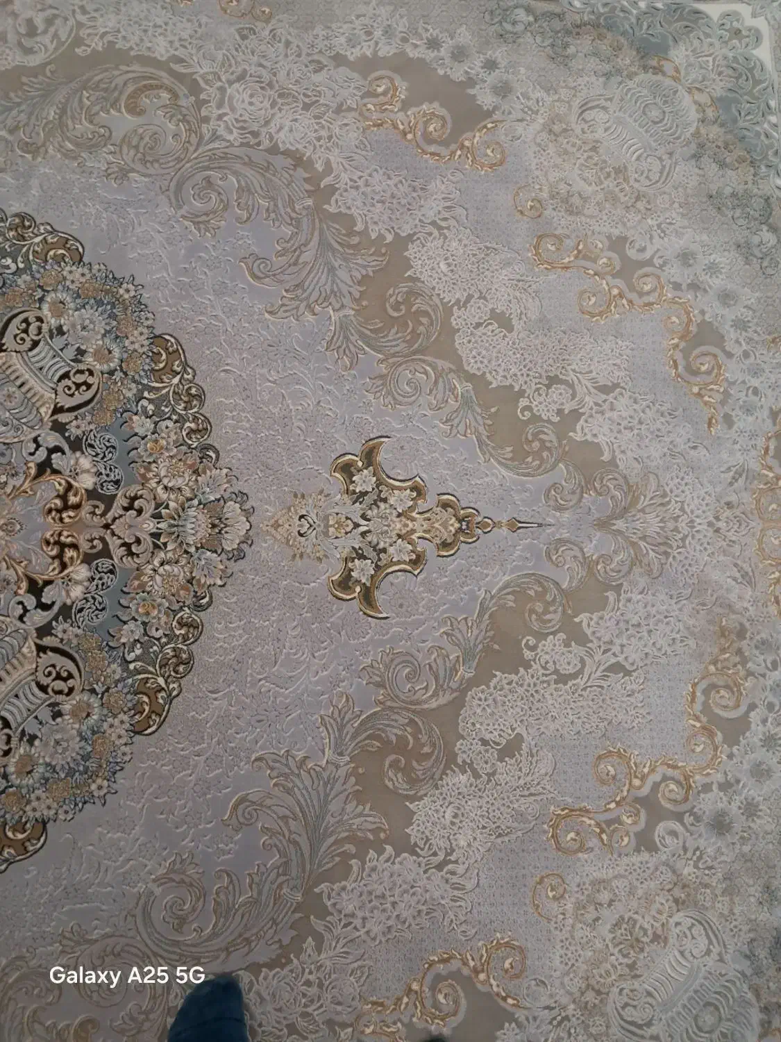 فرش ۱۲۰۰ شانه ۳۶۰۰ تراکم|فرش|کوهدشت, |دیوار