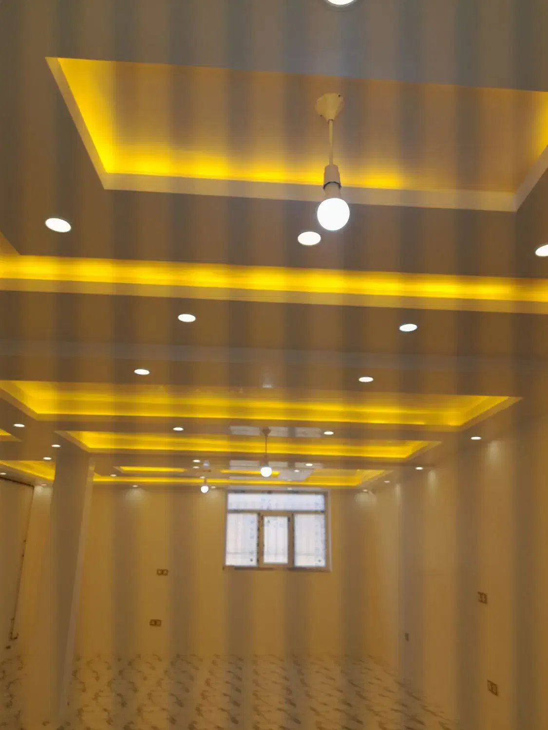 آپارتمان ۱۴۰ متری در چرمسازی|اجارهٔ آپارتمان|همدان, |دیوار