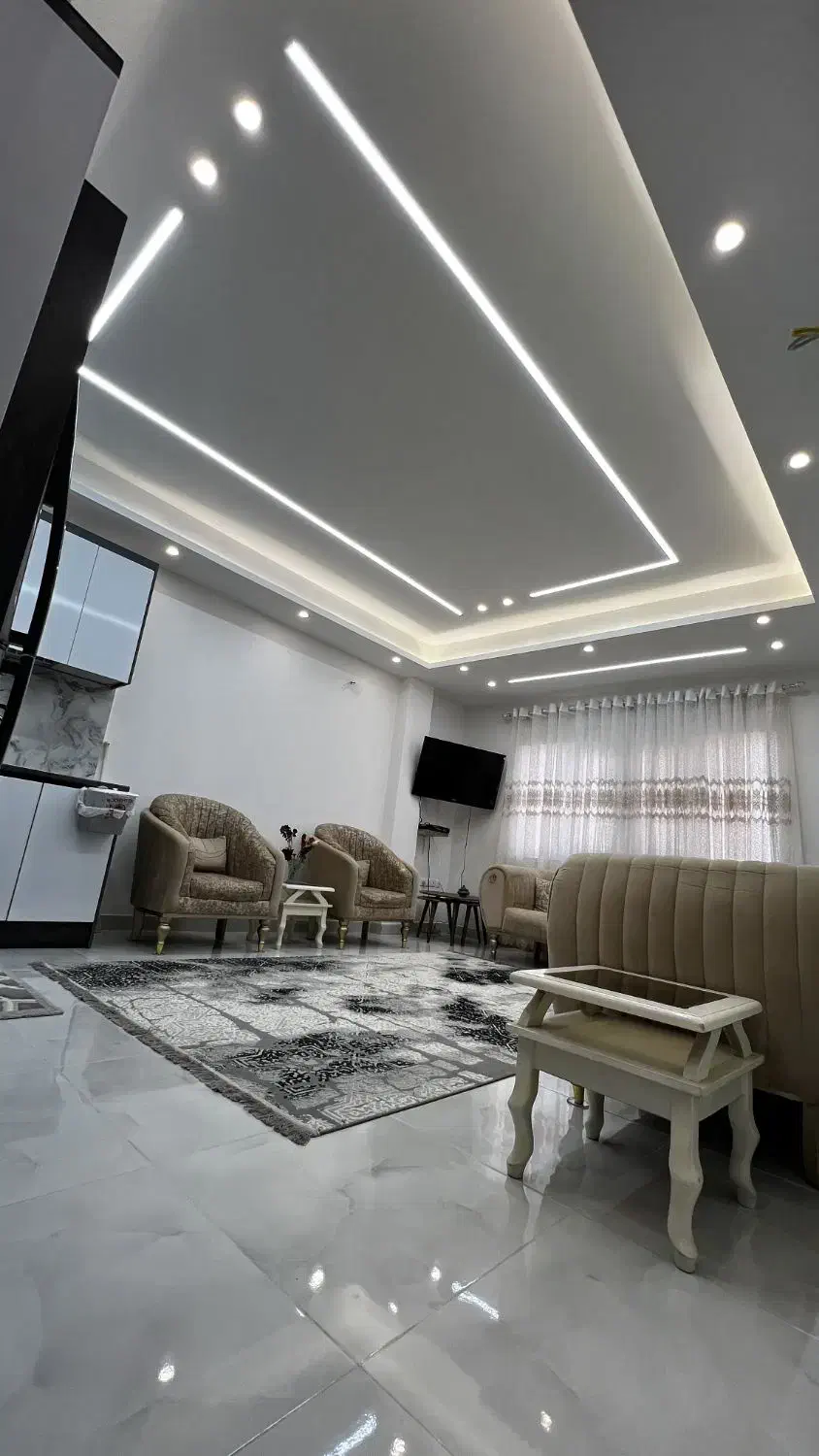 اجاره دوخوابه تک واحد  نوساز..همراه پارکینگ  مستقل|اجارهٔ کوتاهمدت آپارتمان و سوئیت|لاهیجان, کوی استادان|دیوار