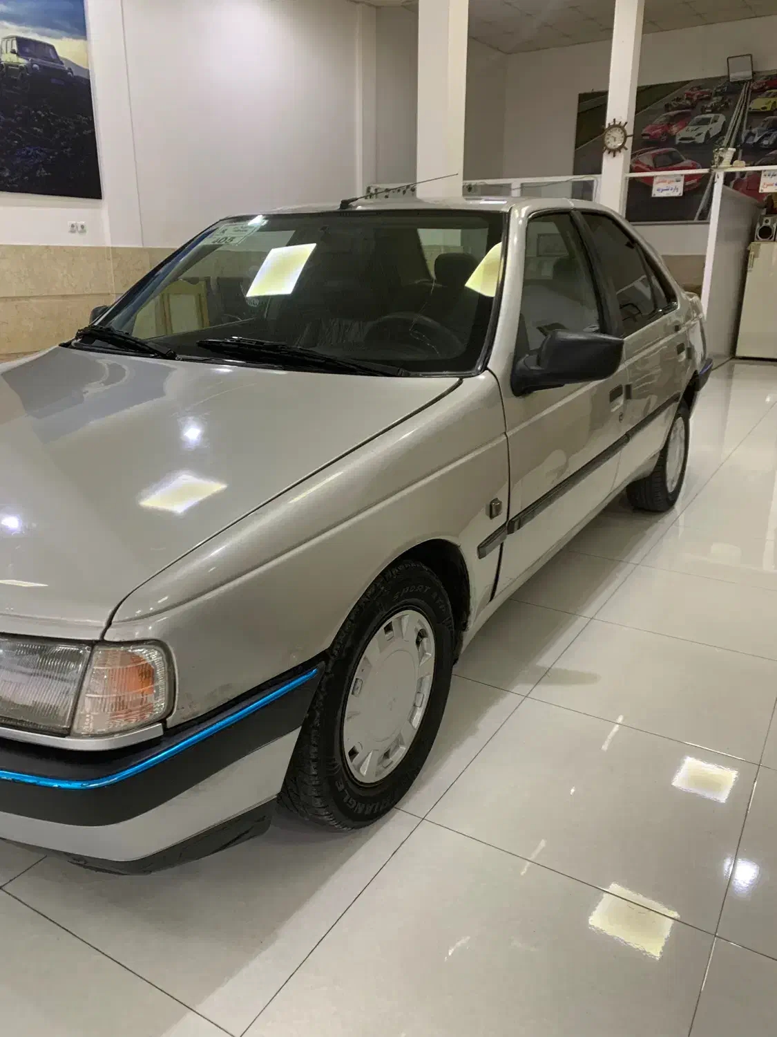 پژو ۴۰۵|خودرو سواری و وانت|ساری, |دیوار