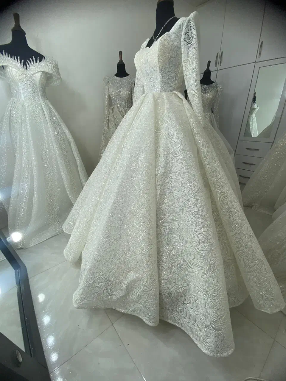 لباس عروس|لباس|بندر امام خمینی, |دیوار