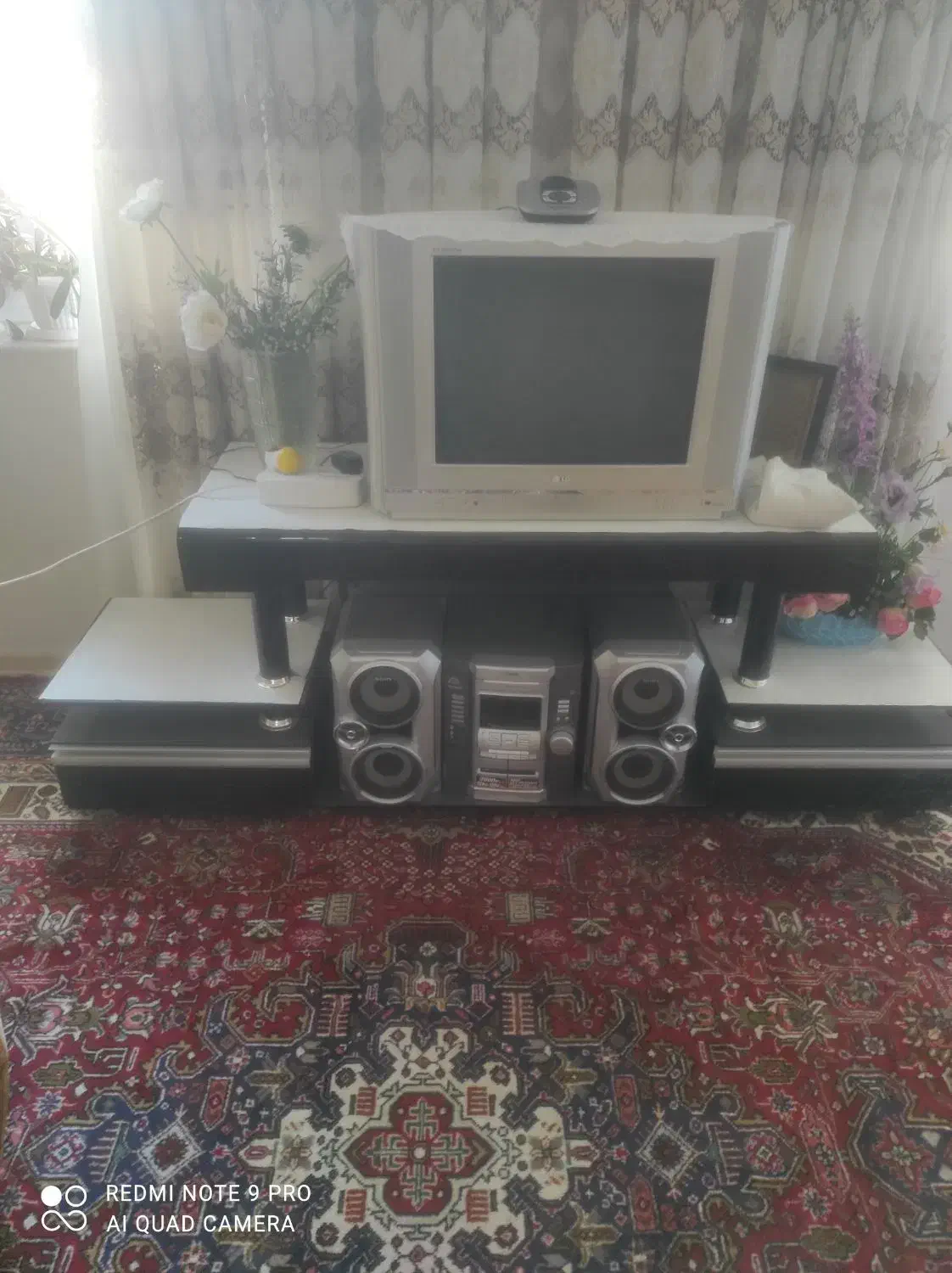 فروش تلویزیون و ظبط و میز تلویزیون|تلویزیون و پروژکتور|ارومیه, |دیوار