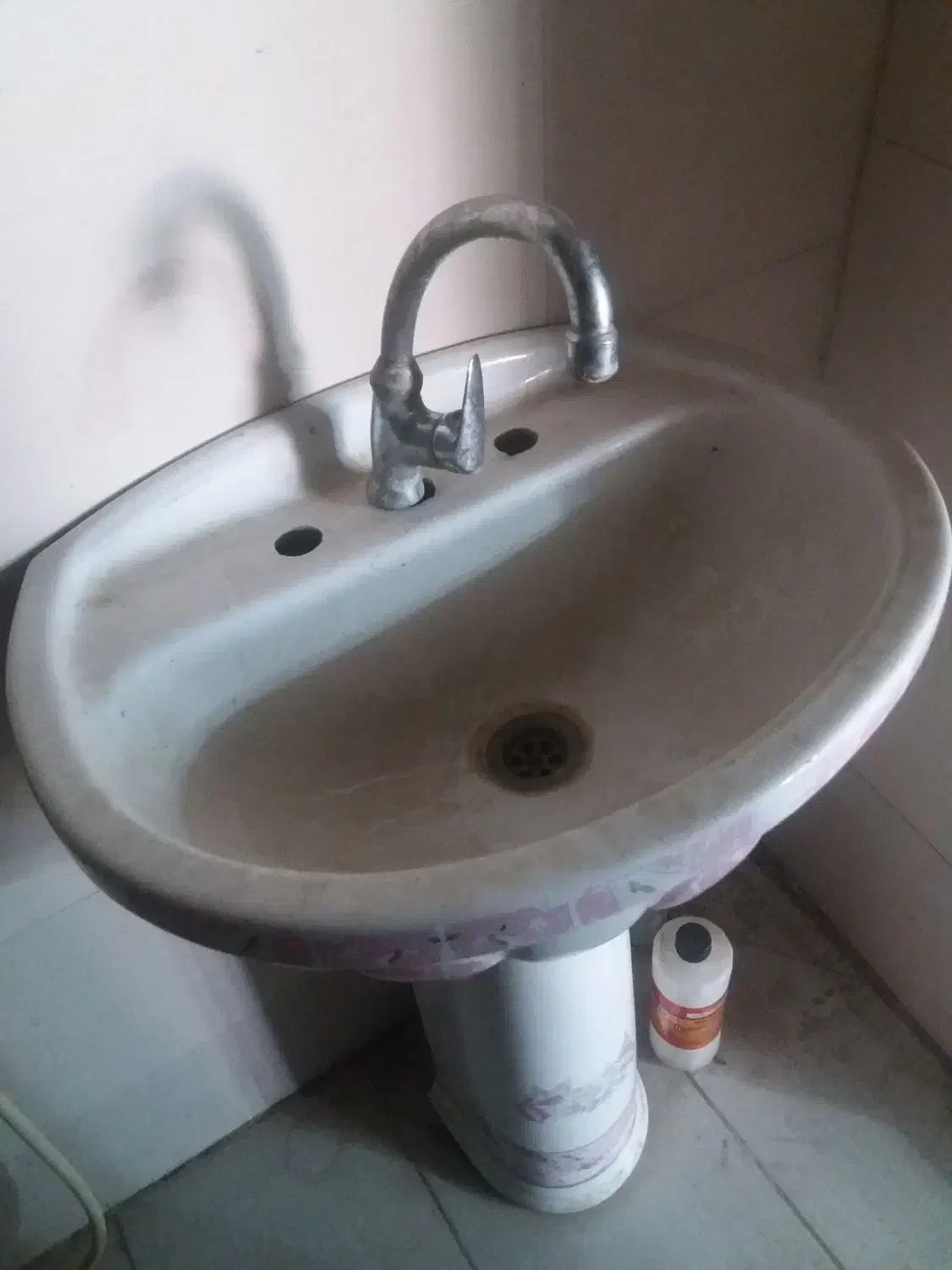 روشویی|لوازم سرویس بهداشتی|اراک, |دیوار