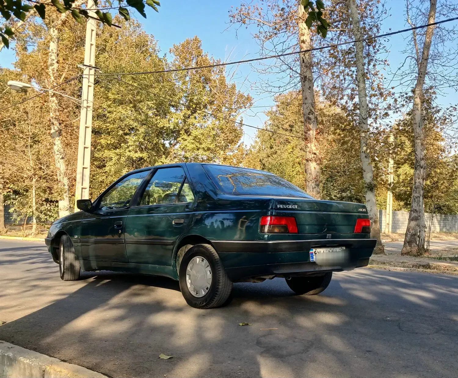 پژو ۴۰۵ تمیز دوبرگ سند|خودرو سواری و وانت|هشتگرد, شهرک کوثر|دیوار