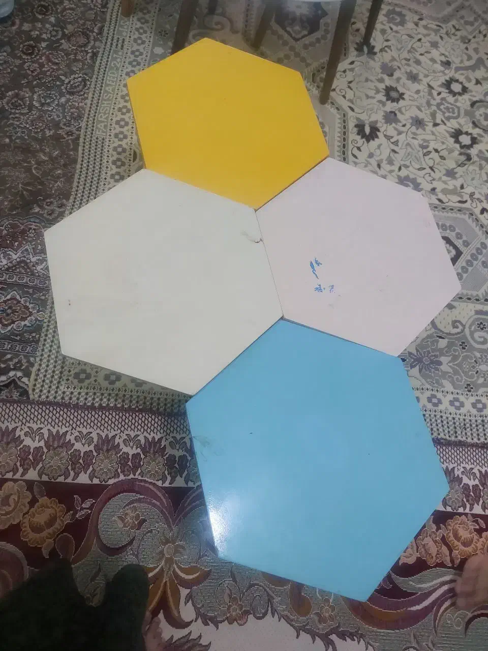 میز عسلی طرح لونه زنبور|مبلمان خانگی و میز عسلی|زاهدان, |دیوار