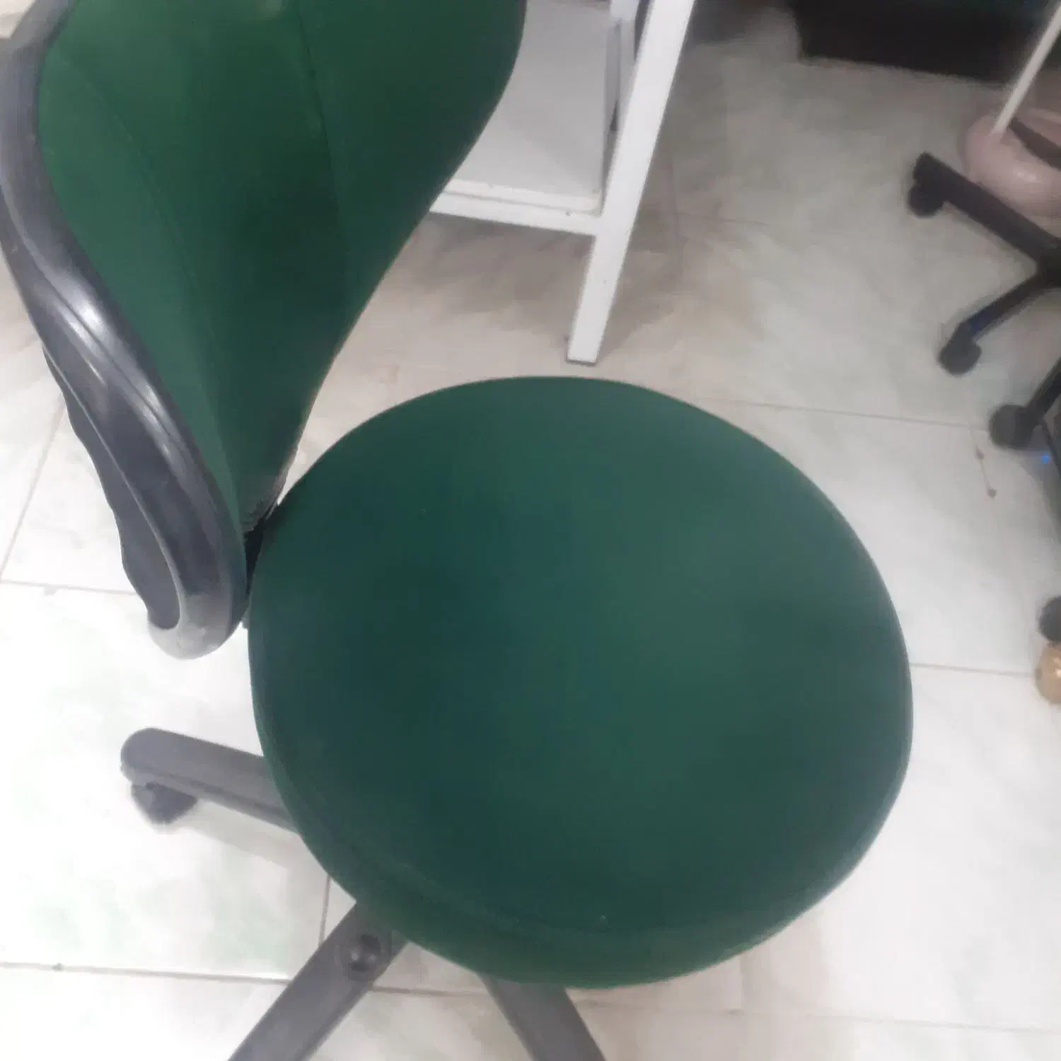 تجهیزات آرایشگاه فوری|آرایشگاه و سالنهای زیبایی|لاهیجان, گلستان|دیوار