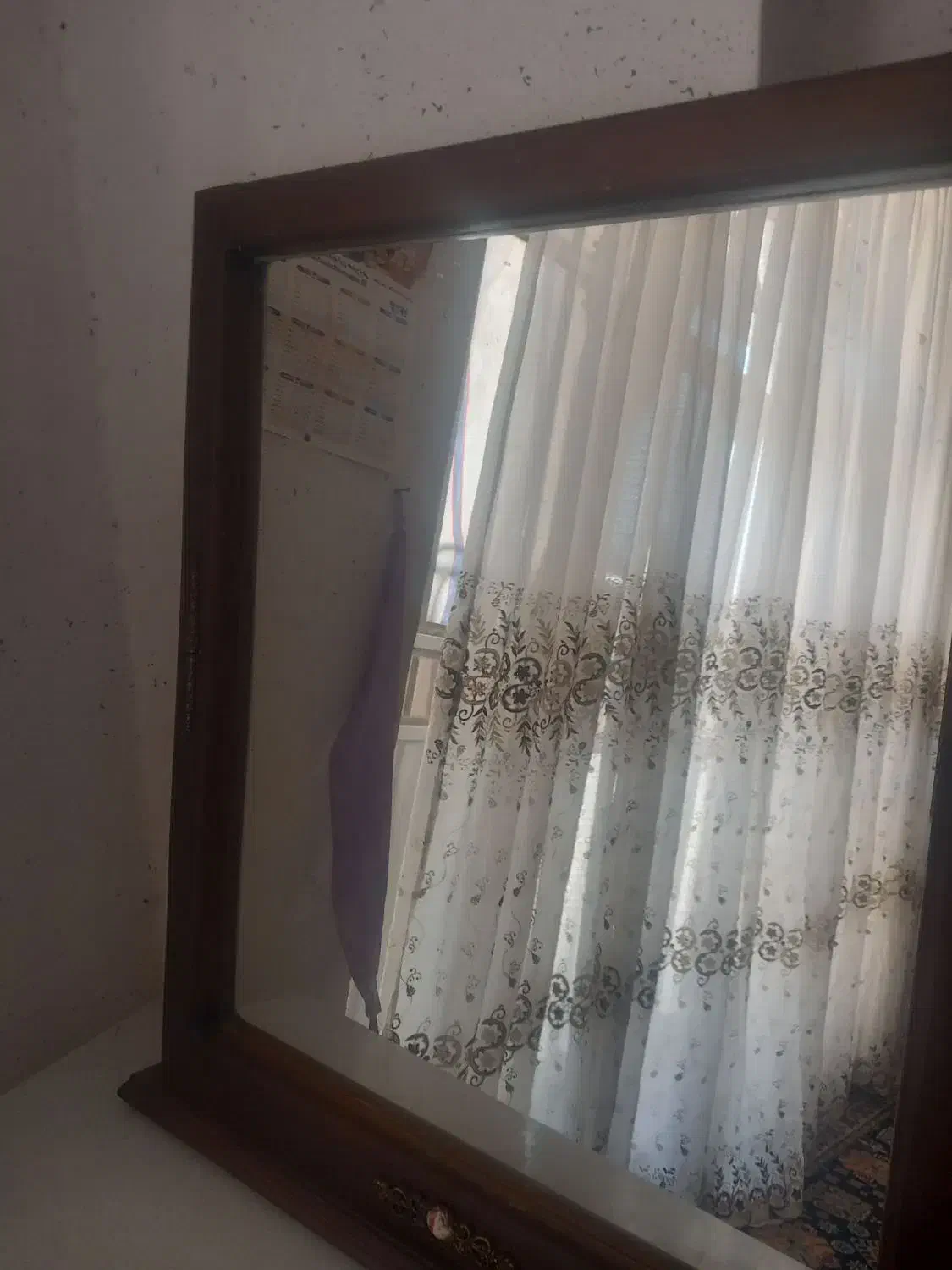 اینه|آینه|مرودشت, فیروزی|دیوار